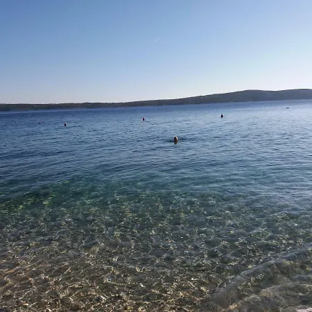 Inzomare Hvar Zavala