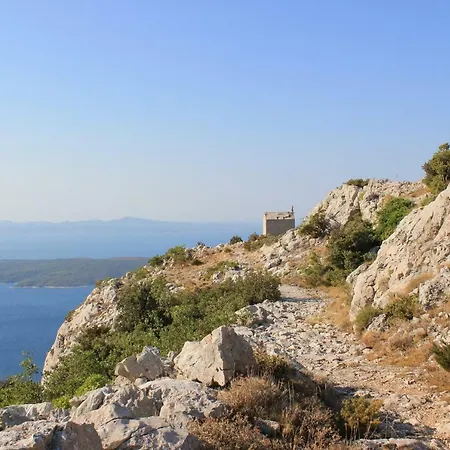 Inzomare Hvar 公寓
