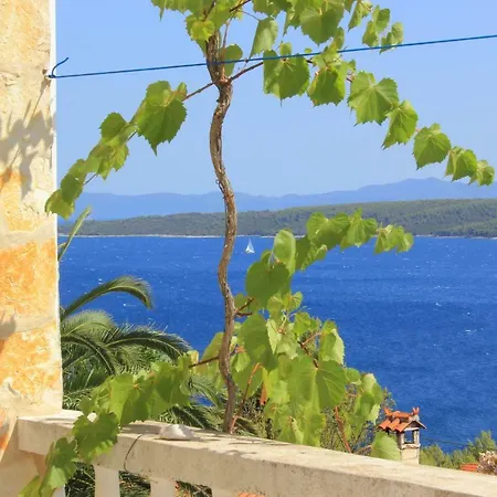 Apartment Inzomare Hvar Zavala