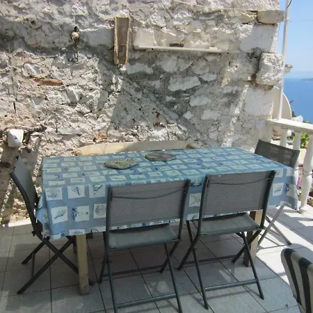 Inzomare Hvar * 萨瓦拉