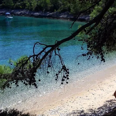 Inzomare Hvar 公寓